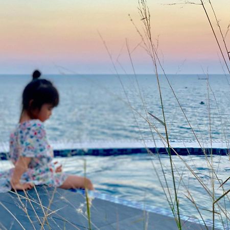 Aurora Villas And Resort Куинён Экстерьер фото
