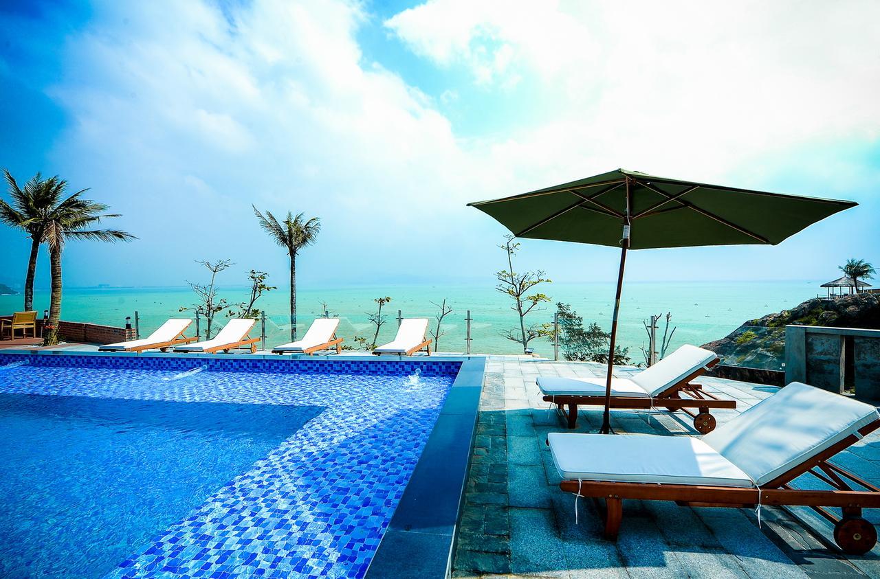 Aurora Villas And Resort Куинён Экстерьер фото