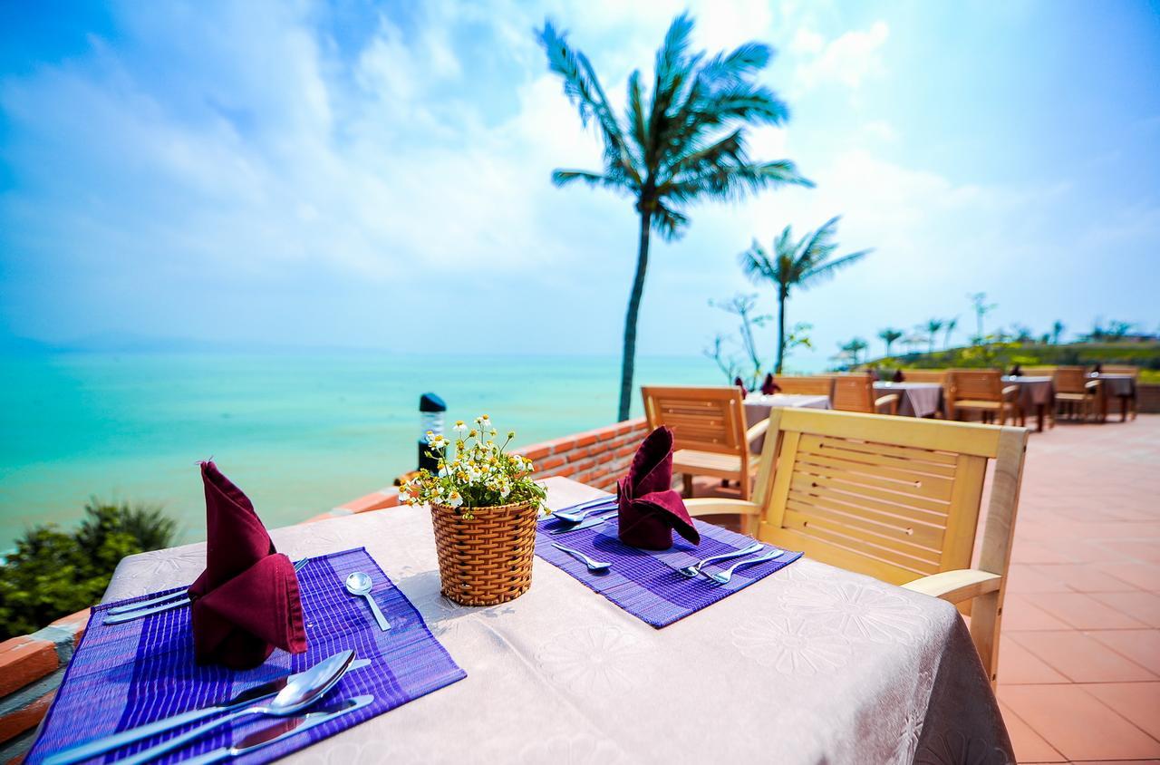 Aurora Villas And Resort Куинён Экстерьер фото