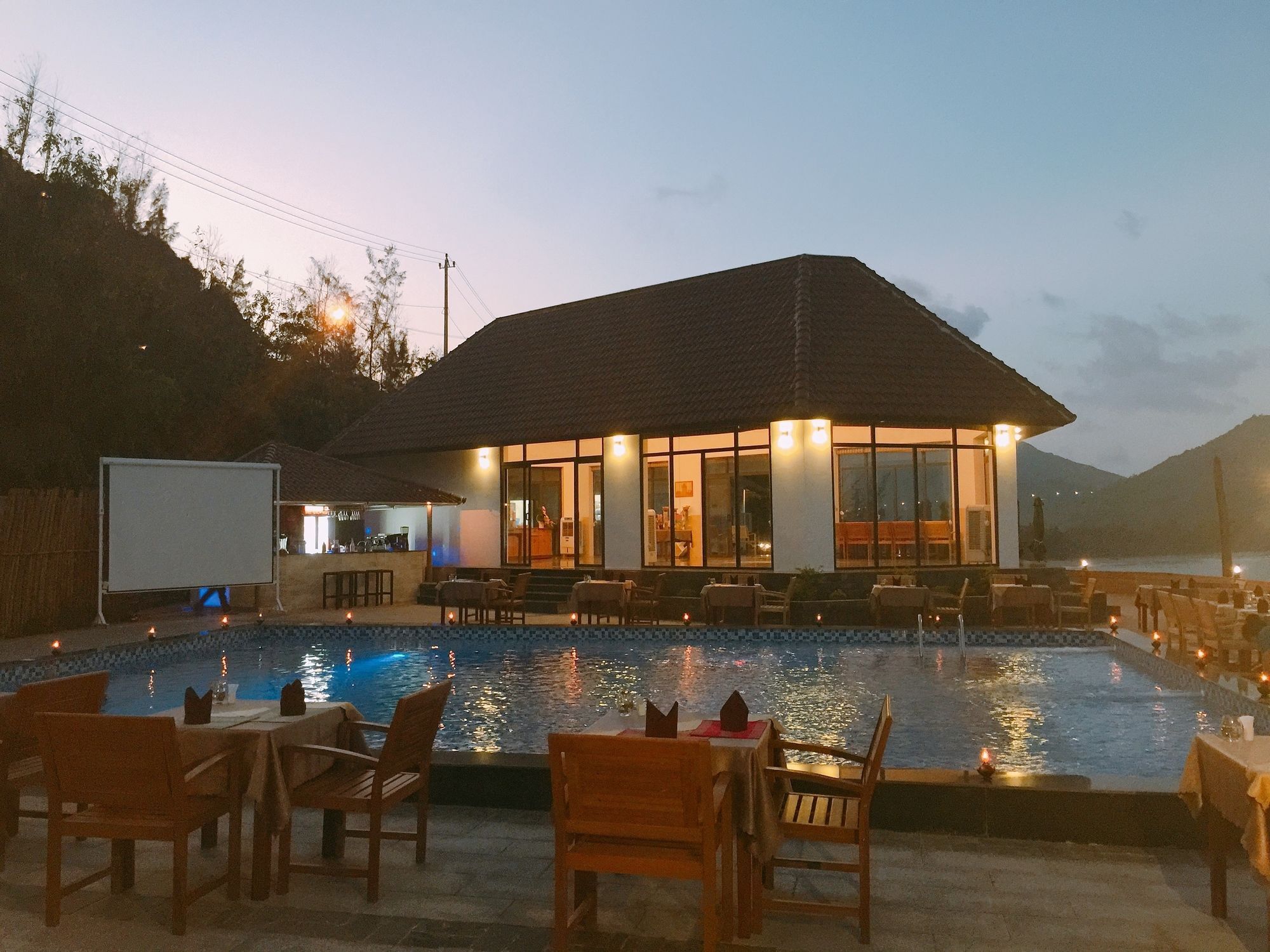 Aurora Villas And Resort Куинён Экстерьер фото