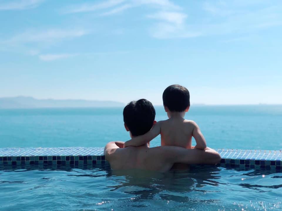 Aurora Villas And Resort Куинён Экстерьер фото